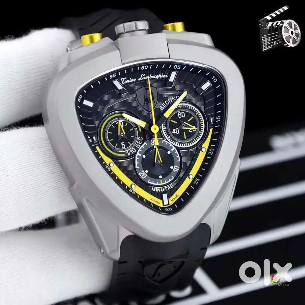 Premium quality watch for men available