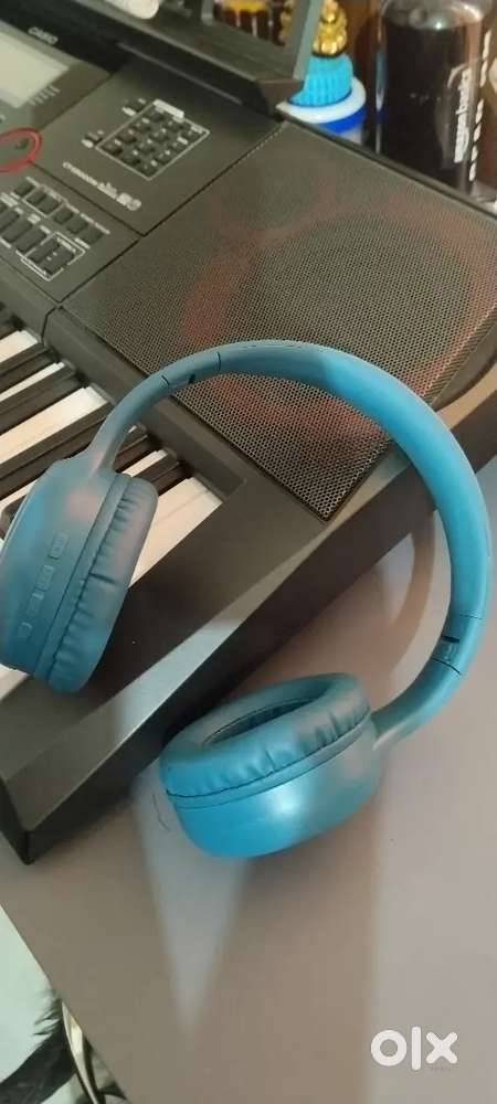 I am selling my Zebronics paradise plus over ear headphones.
