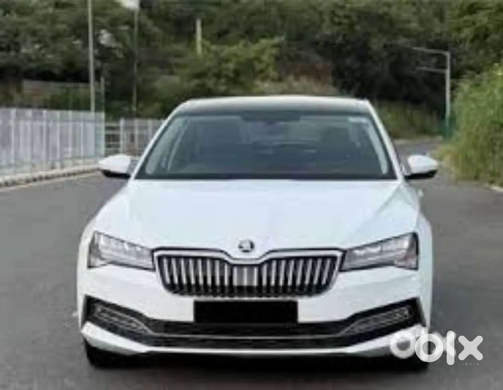 Mint condition , non accidental skoda superb l&k AT