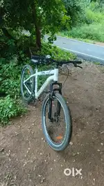 Urban Terrain 27.5 inch Bicycle - Excellent Condition