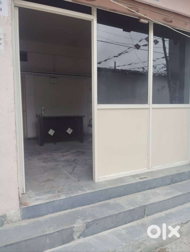 Single shutter for rent