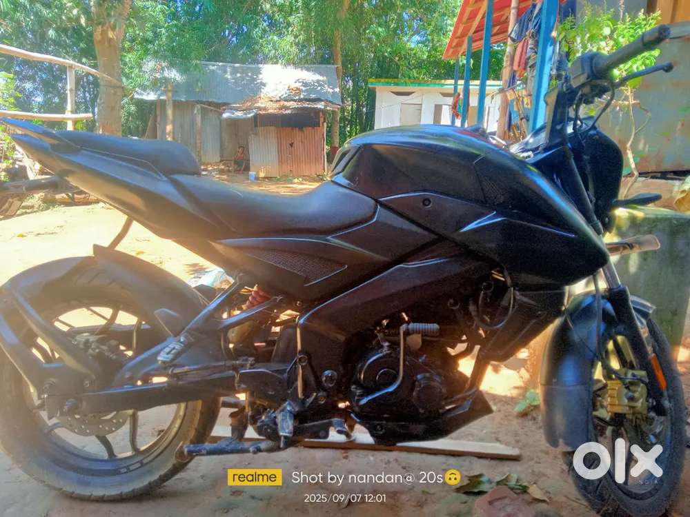Bajaj palsar ns 160