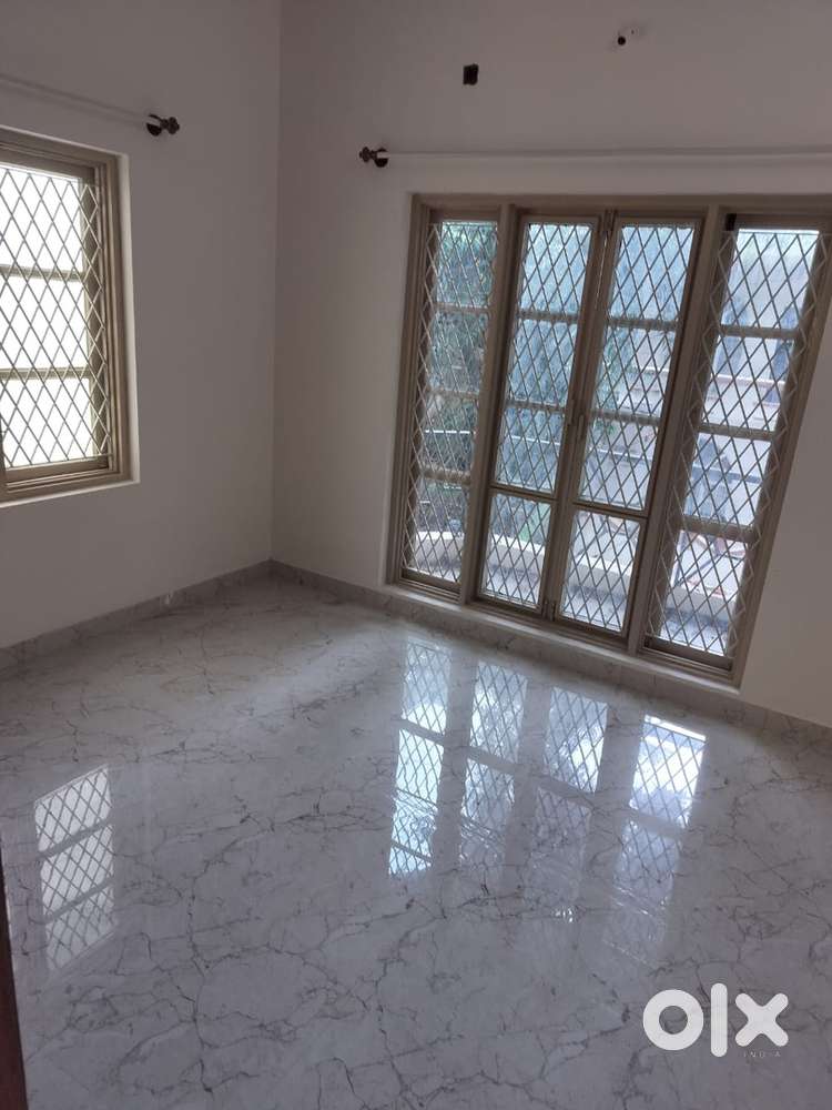 3 Bhk duplex house in arekere mico for rent or lease