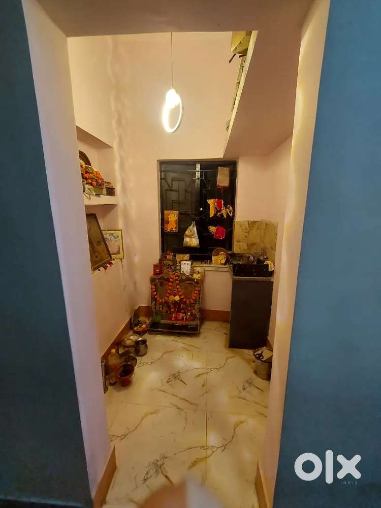 3bhk flat in very good condition is for sale