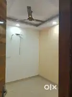 2 bhk flats for rent in laxmi nagar