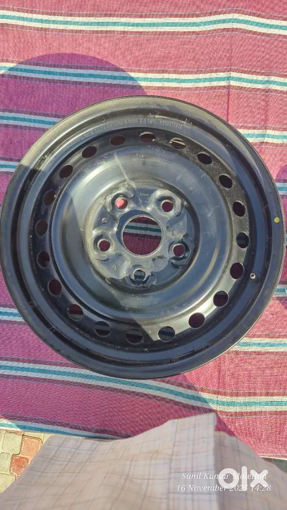 Brand new scorpio 4 tyre Rim