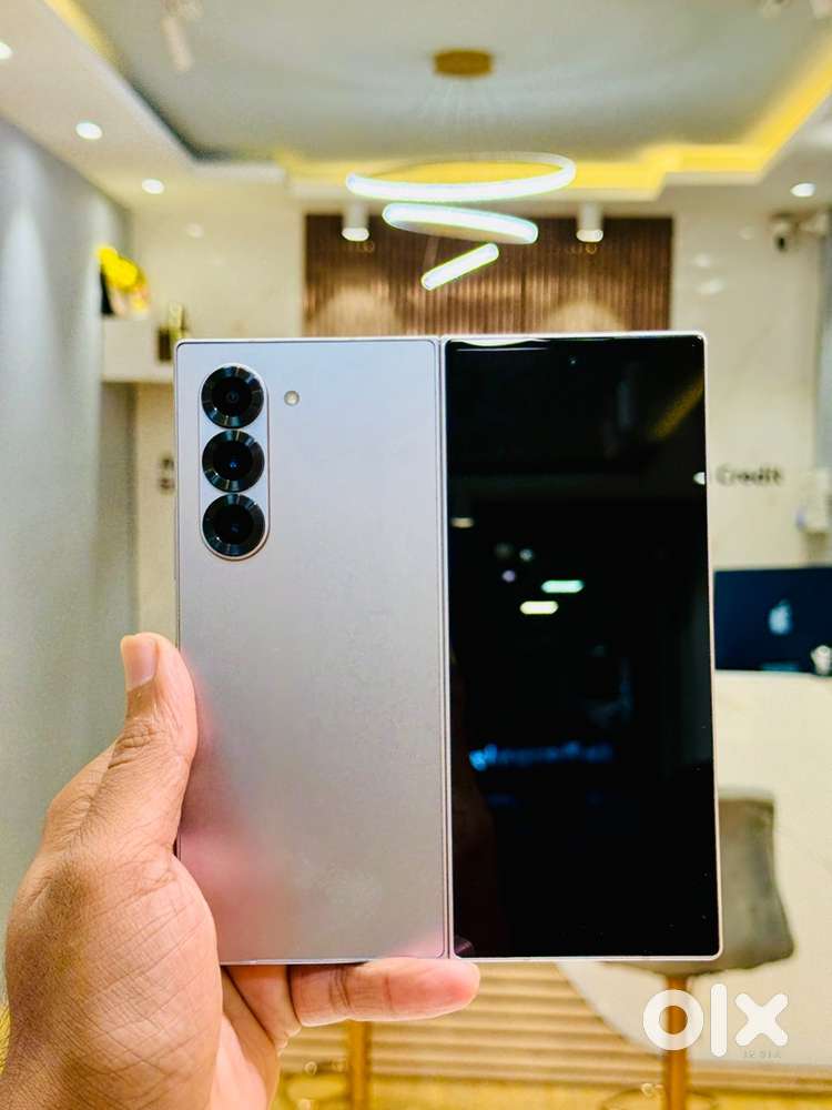 Samsung fold 6 silver color