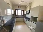 66b block (aerocity) 3bhk kothi floor
