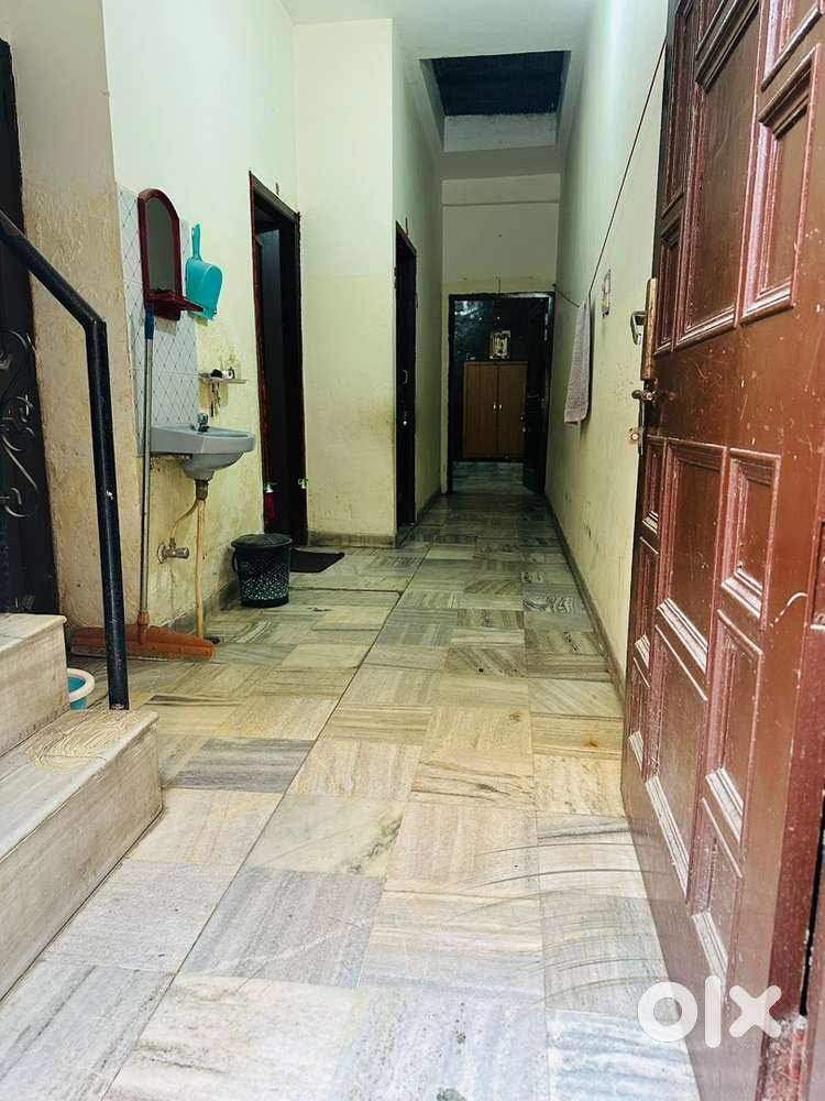 2 room set wala hghar kiraya lyi khali ha