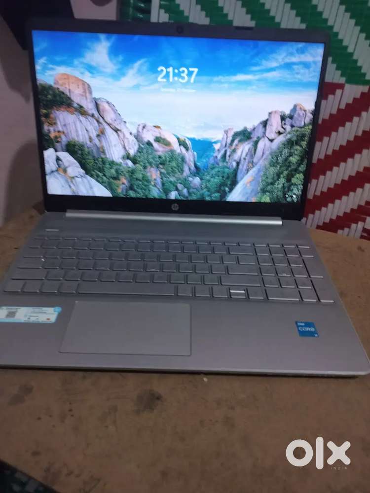 HP LAPTOP 40000