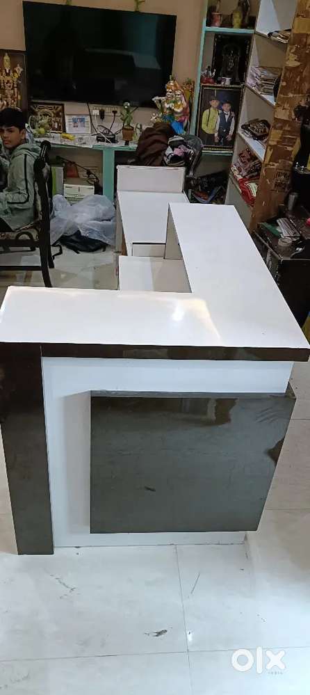 Shop counters