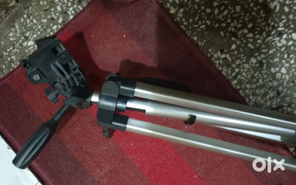 Camera stand (tripod)fully adjustable 52cm height