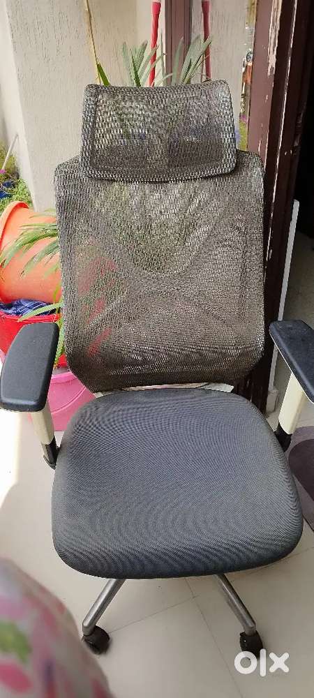 Computer desk chair/ reading chair/ office work chair