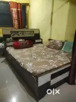 7×5 Bed with Mattresses
