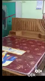 King Size Diwan bed with box and head box only 2 years old