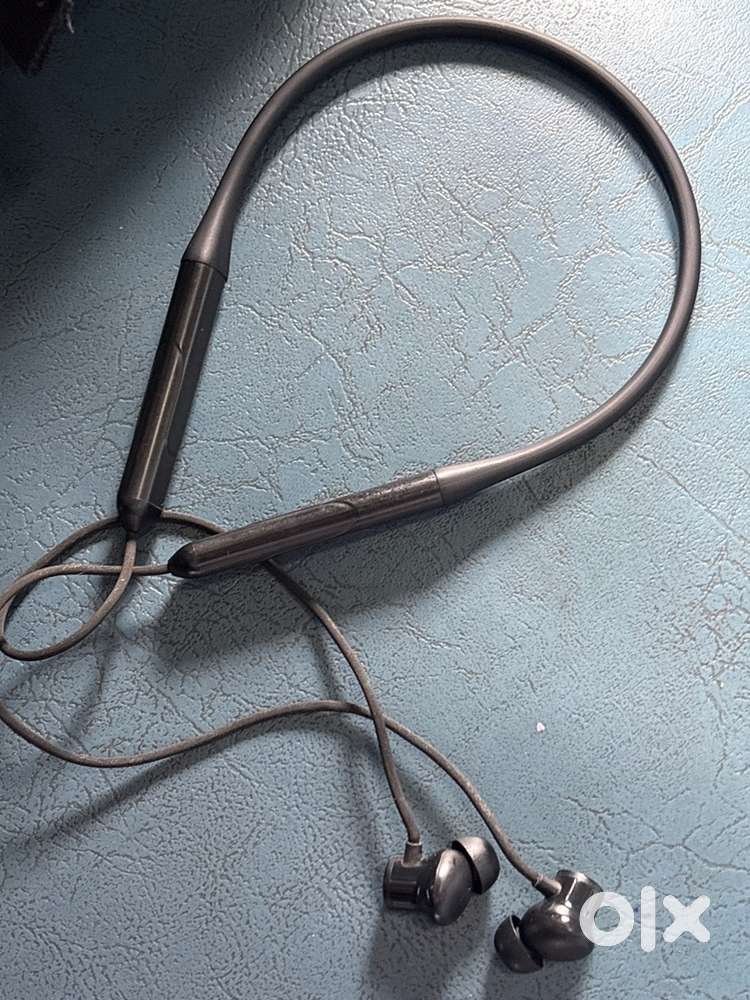 Boat neckband