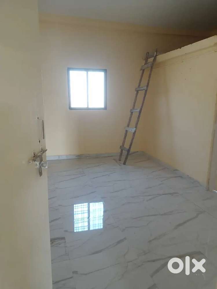 One bedroom and bathroom for rent