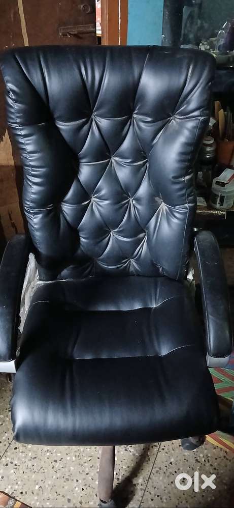 OFFICE Chair with Arm rest (brand new)