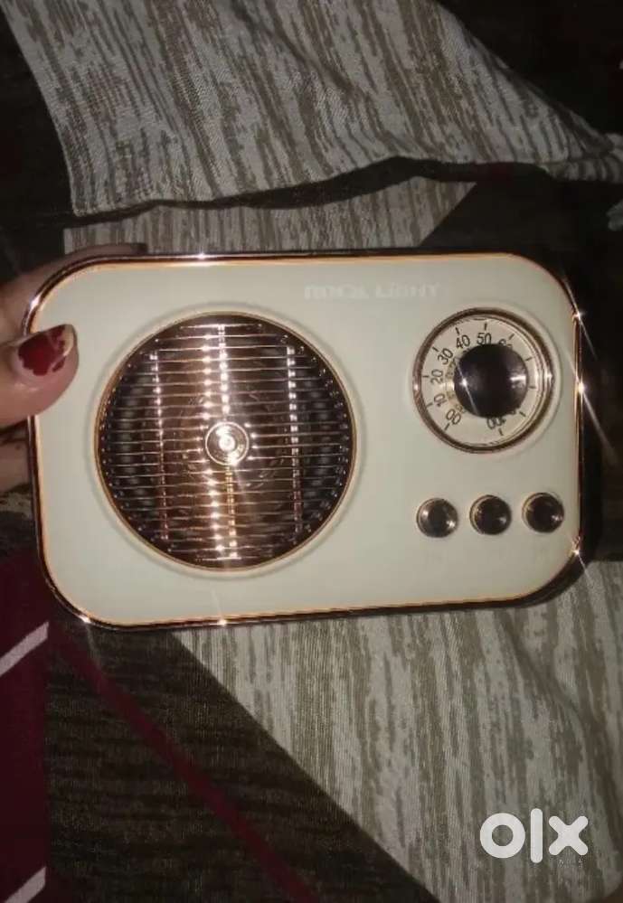 VINTAGE BLUETOOTH SPEAKER
