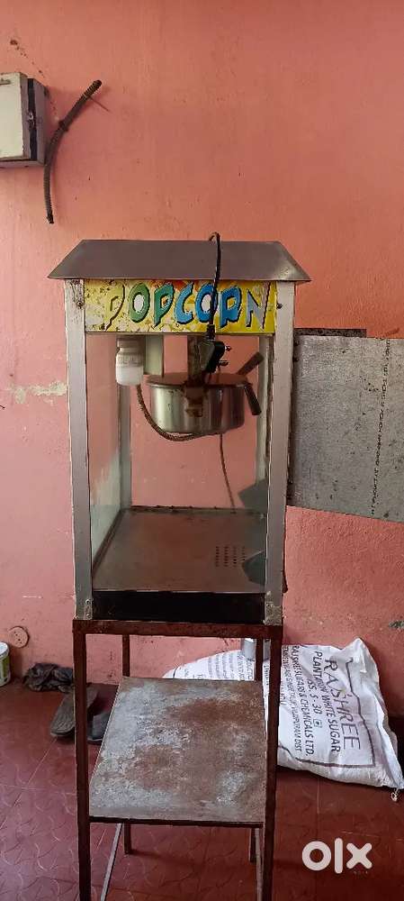 Pop corn machine