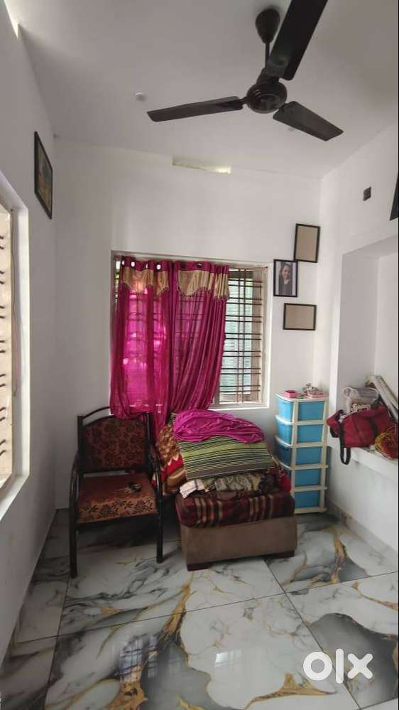 4BHK .I.H FOR LEASE IN THENGOD