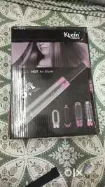 Electronic item