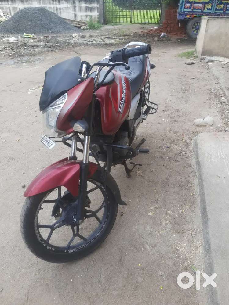 Bajaj Discover well maintain one hand used