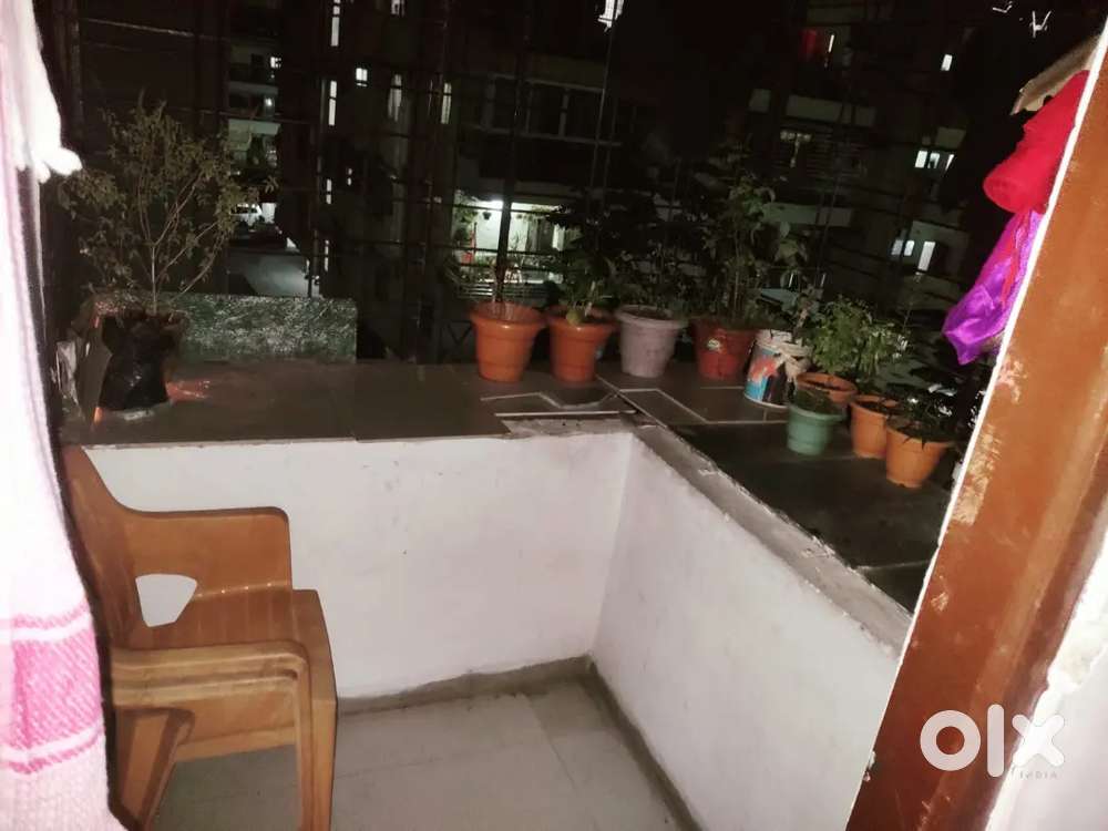 Flat for sell very good condition both side full grill covered