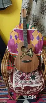 Brand usa made aNue Nue Travel guitar