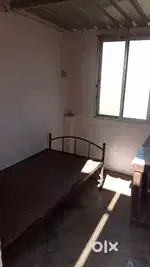 Single room for rent for boys