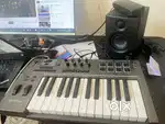 Nektar LX25+ Impact Midi keyboard
