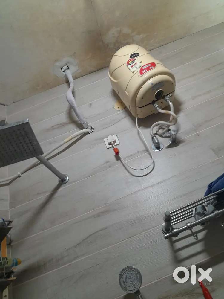 V GUARD GYSER 15 LITER 5STAR RATING