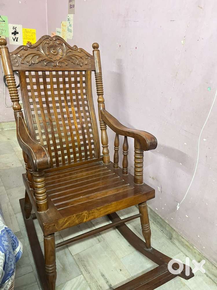 Wooden Rocking Chair