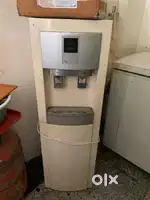LLOYD UPFLOW WATER DISPENSER