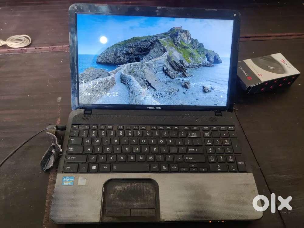 Computer, laptop,mouse, headset, dongle,cables,
