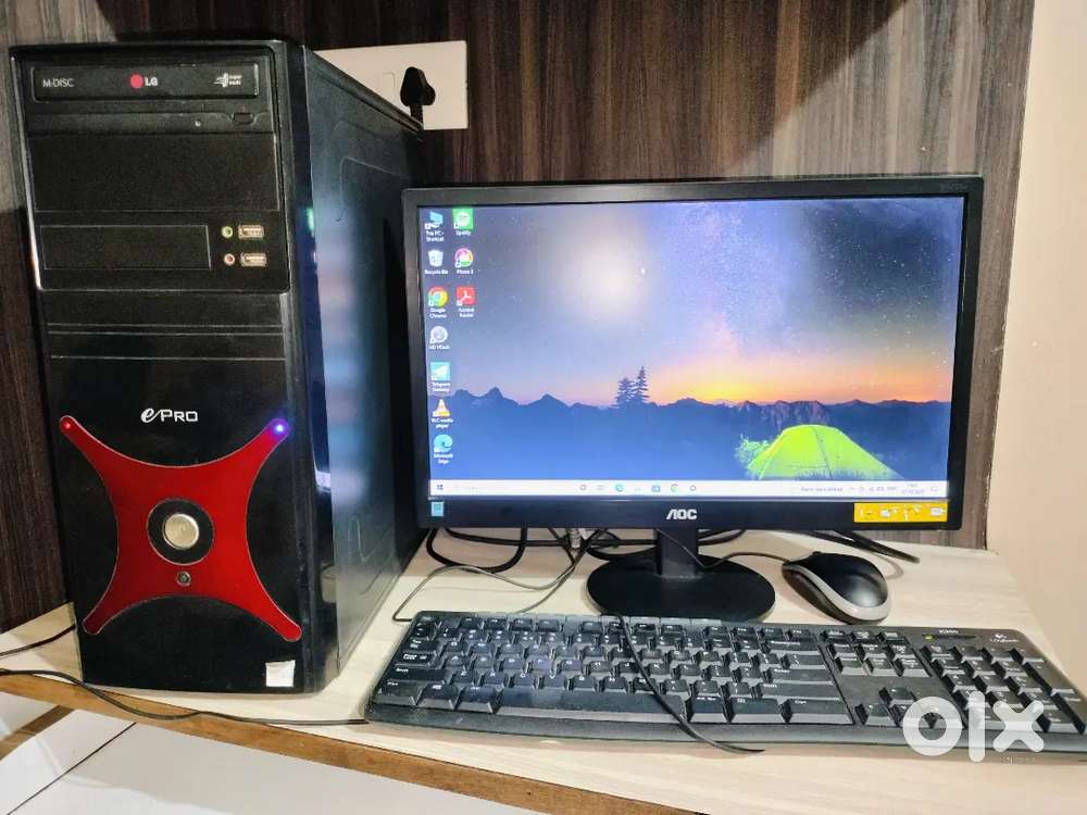 Computer (Monitor + CPU)