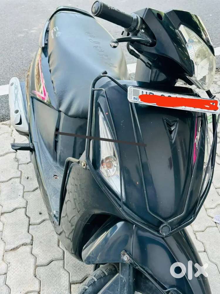 Scooty urgent sell first owner 7 year driven only 11500km A1 condition