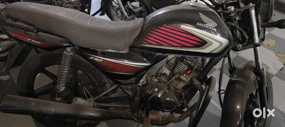 Honda Neo. Super Auto Dhobitalav Shapurnagar Valsad