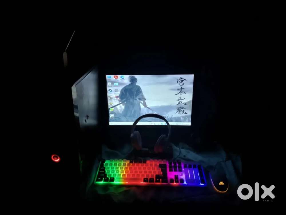 Pc I7 3rd gen 8 gb ram SSD 240GB
