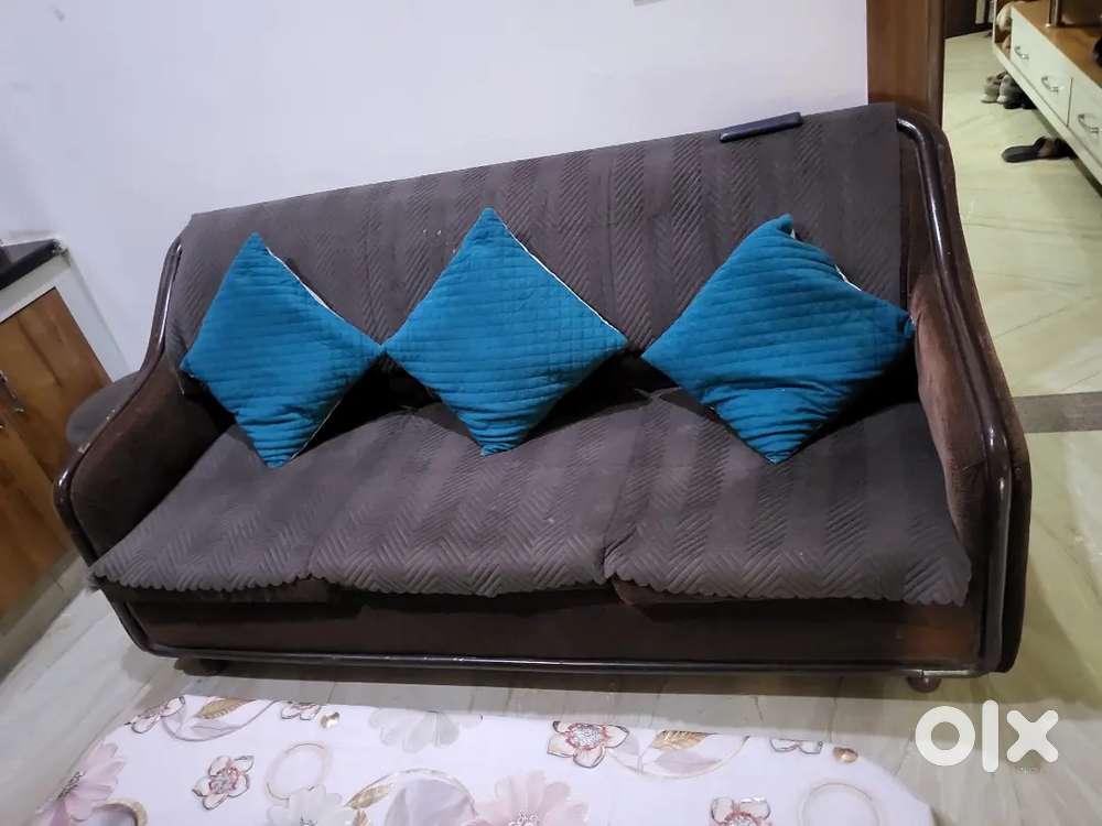 5 seater sofa