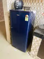 Whirpool fridge 184L