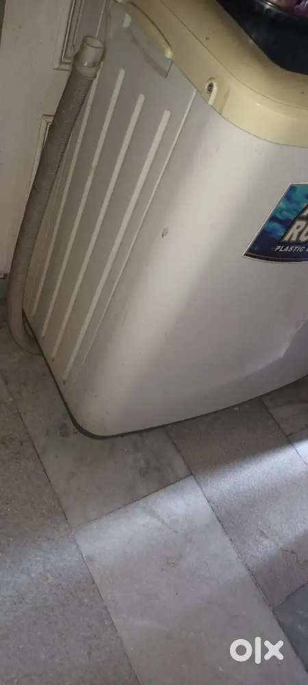 Semi washing machine