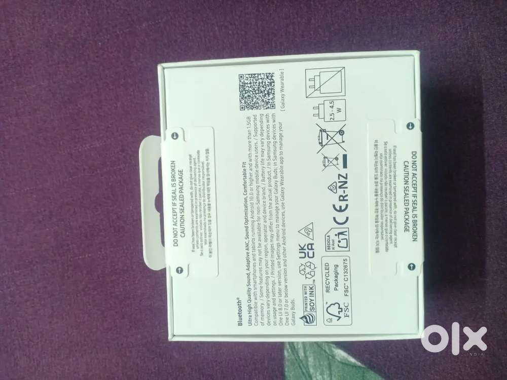 Brand new Samsung buds 3