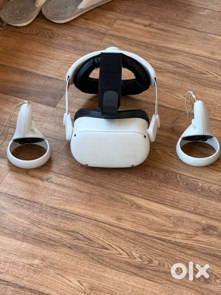 Quest 2 128GB Virtual Reality Headset