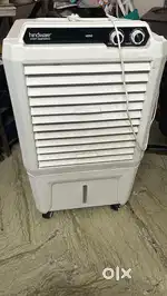 Water Cooler 45L by hindware