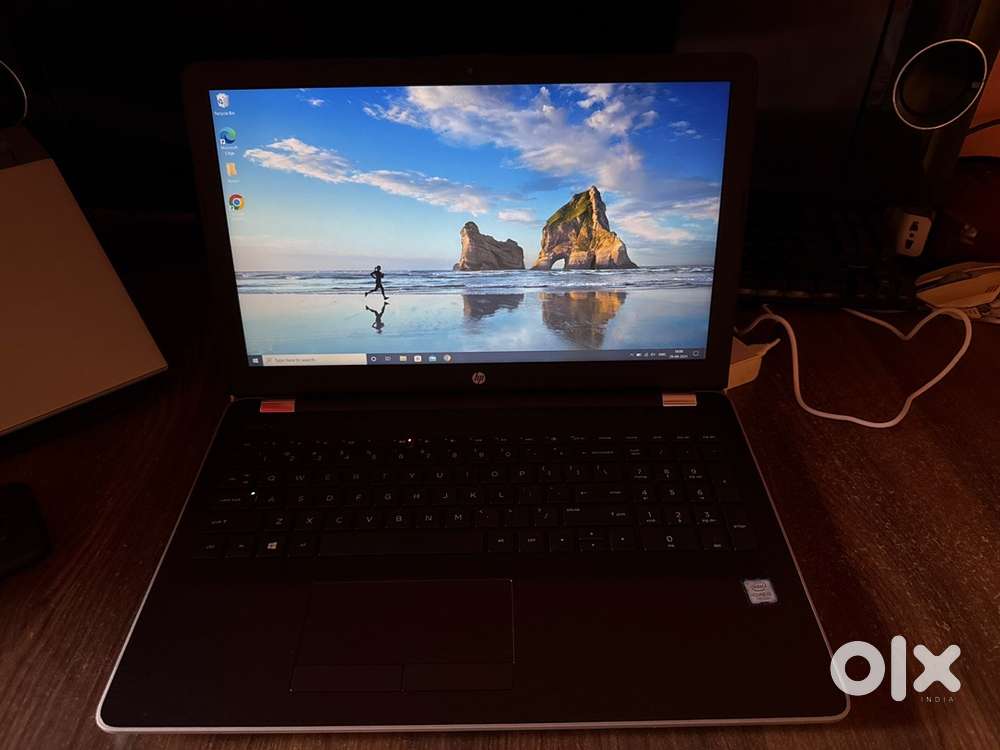 HP - Laptop Notebook 15   i3-720U