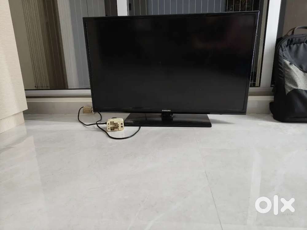 Samsung 32 inch television