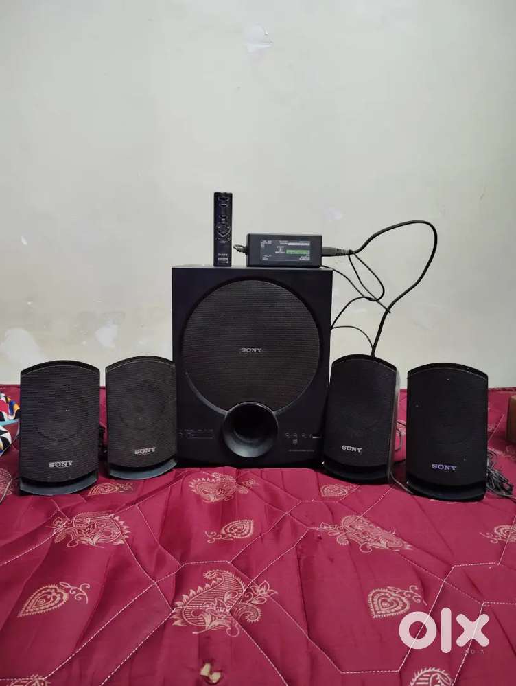 Sony speaker (home theatre)