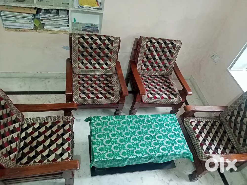 4 Seater wooden sofa Without table