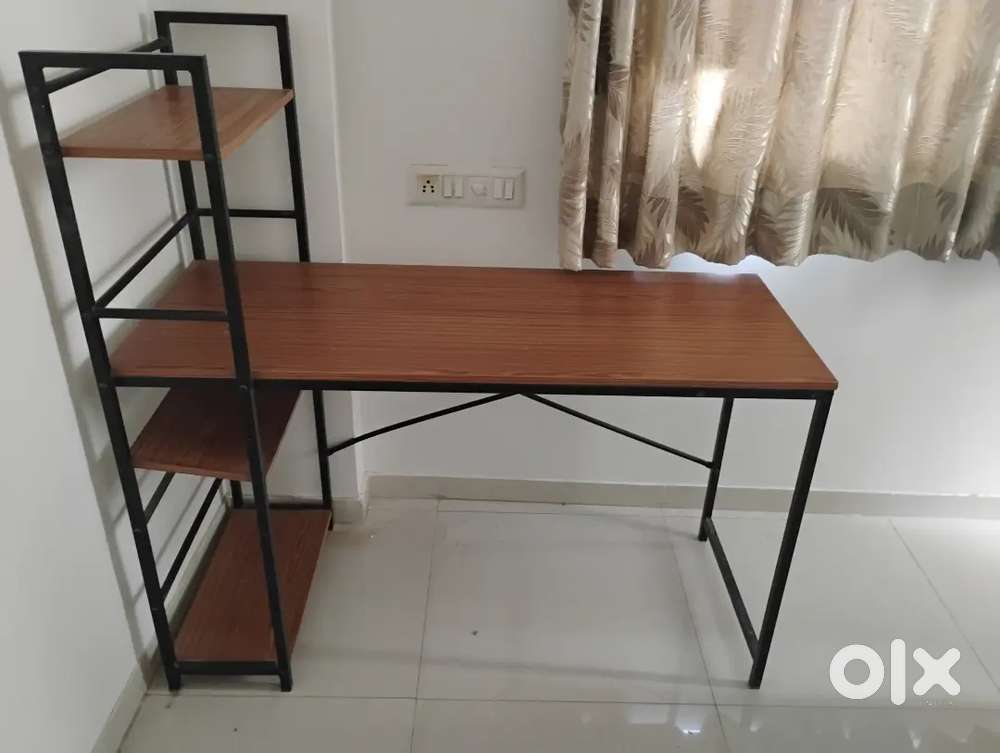 Computer table / study table